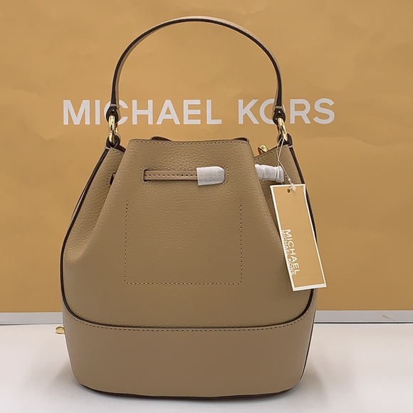 MICHAEL KORS REED MEDIUM BELTED BACKED MESSENGER CROSSBODY CAMEL COLOR - Picture 7 of 12
